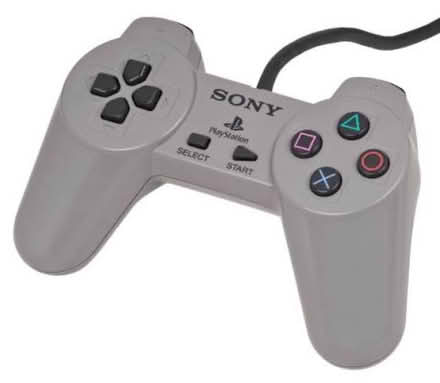 Photo of Playstation 1 / PS2 controller (SK6 Stockport) #1