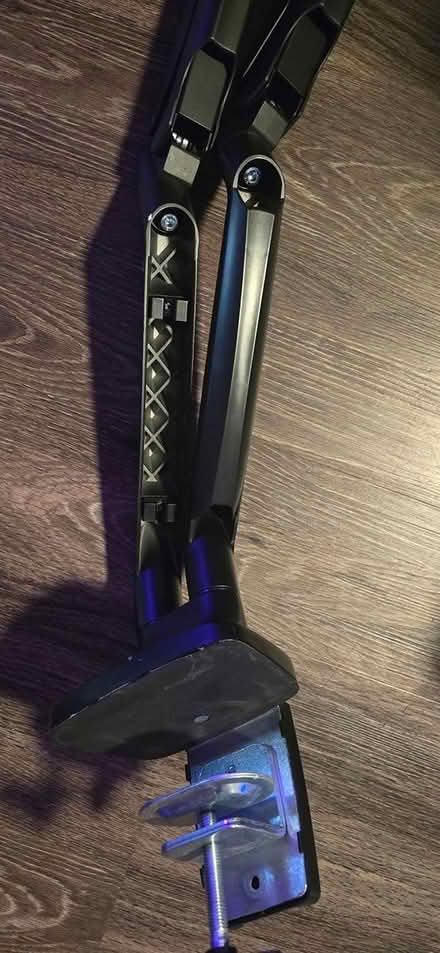 Photo of free Dual Monitor Articulating Mount (Gresham) #1