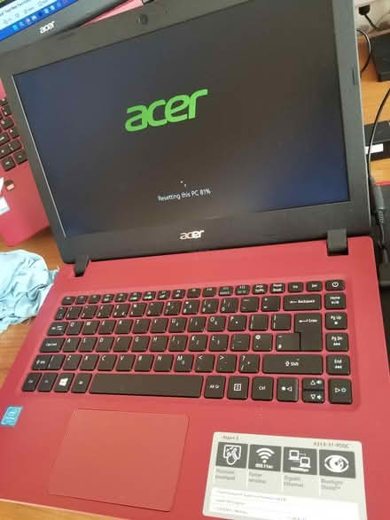 Photo of free acer 14 laptop (SE1 london bridge) #1