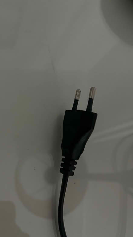 Photo of free Lamp (SW11) #3