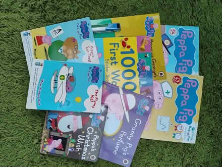 Photo of free Peppa Pig books (Kingston Bagpuize OX13) #1