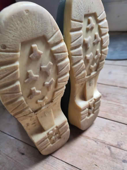 Photo of free Green Dunlop Wellies size 5 - 38 (L1 Liverpool City Centre) #3