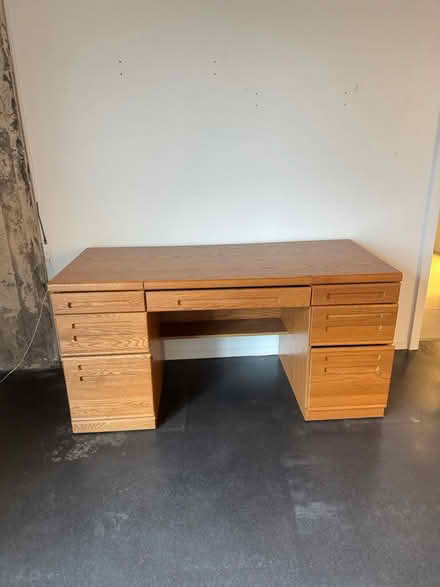Photo of free Desk (Somerville) #1