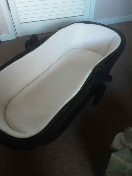 Photo of free Silver Cross bassinet ONLY (Canford Heath BH17) #3