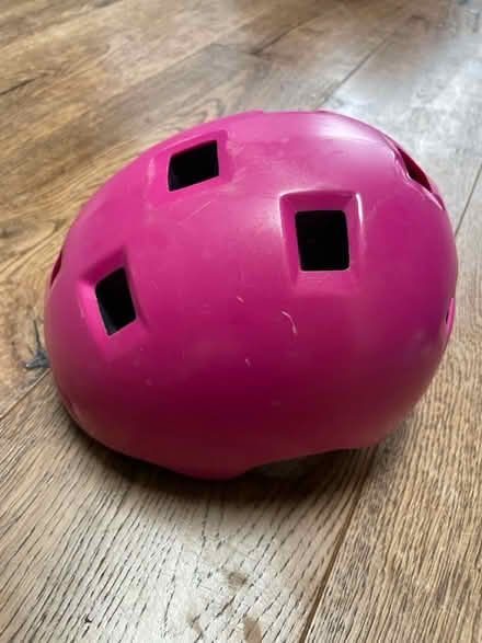 Photo of free Childs bike/scooter helmet (SM4) #2