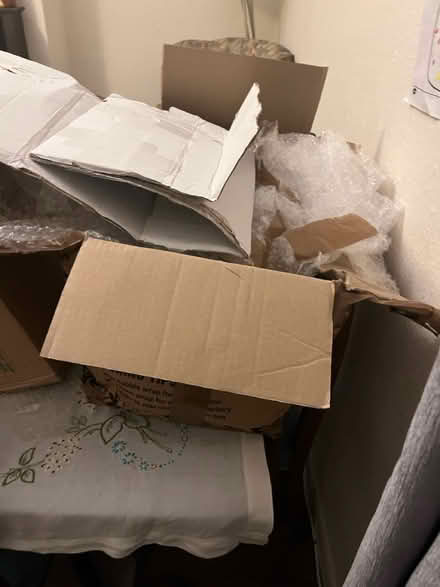 Photo of free Lots of boxes and packing materials (edgbaston B16) #2