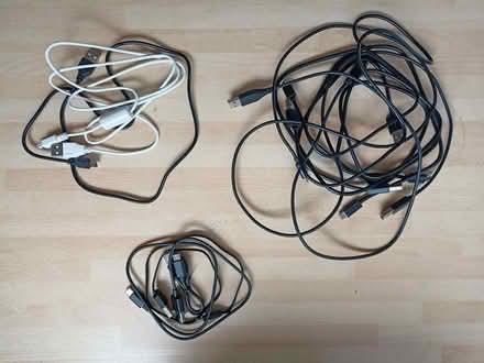 Photo of free USB cables (mini B, micro B, and USBC) (Chesham HP5) #1