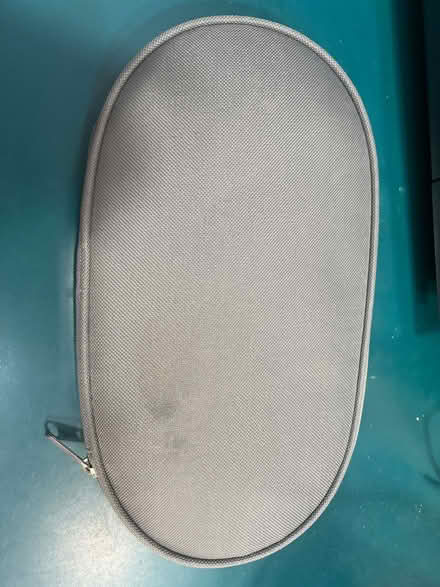 Photo of free Zippered carrying case & contents (Lake City/Meadowbrook) #1