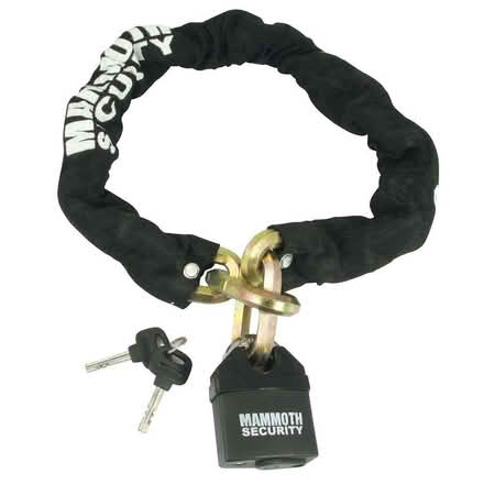 Photo of chain and padlock (Clerkenwell EC1R) #1