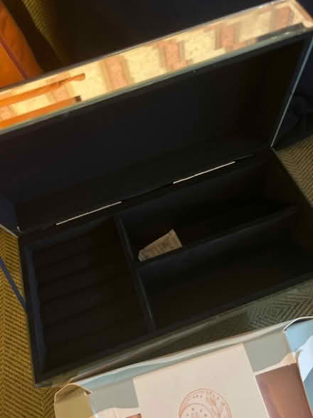 Photo of free Brand New Jewellery box and body wrap (Highams Park E4) #2