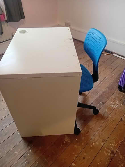 Photo of free Desk and chair (Hampstead NW3) #1