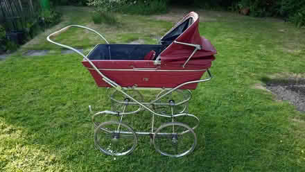 Photo of free Vintage Mothercare Pram (1980s?) (Wrexham LL13) #1