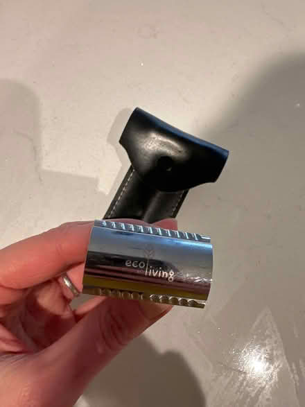 Photo of free Eco living safety razor - no blades (Padfield SK13) #2