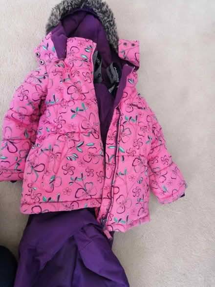 Photo of free 3T snowsuit (Richmond Hill) #1