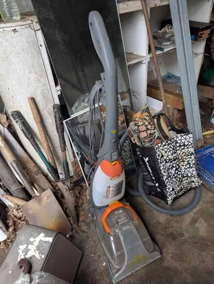 Photo of free Vax carpet cleaner (Bromsgrove B60) #1