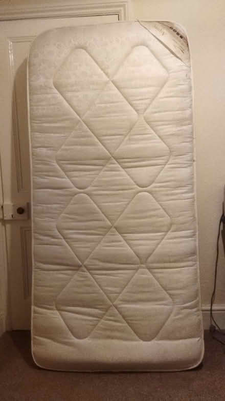 Photo of free Single mattress 87 x 190 (BS39) #1
