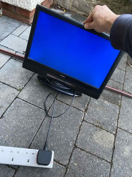 Photo of free Small ALBA tv? (Purley CR8) #3