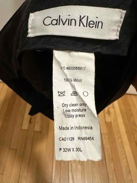 Photo of free Men’s navy dress pants (32W x 30L) (UWS (W. 85th & Riverside Dr.)) #1