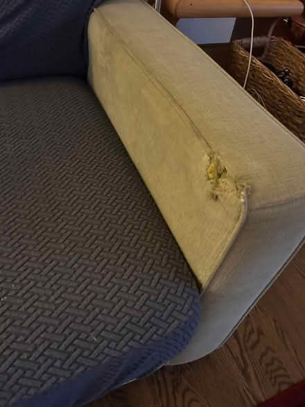 Photo of free Sectional Couch & Ottoman (Leverich Park area) #4