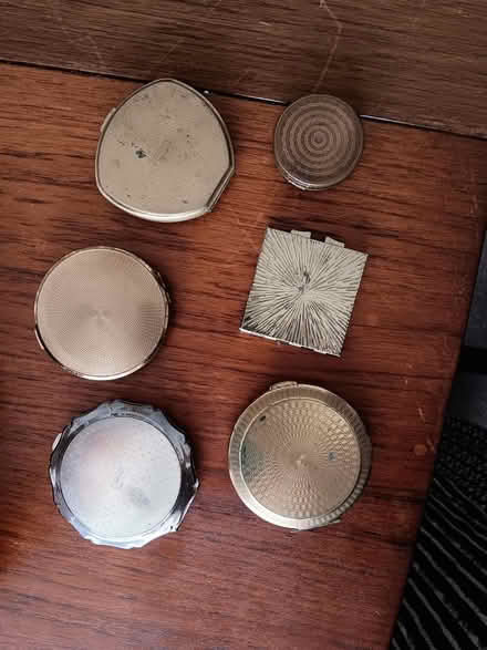 Photo of free Vintage compacts (Chipping Ongar CM5) #2