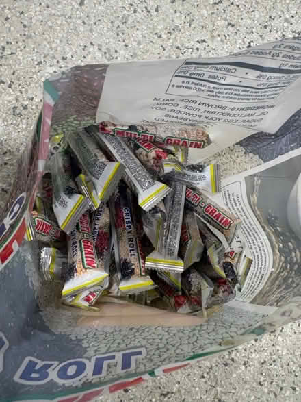 Photo of free Crispy rice roll snacks (94087) #2