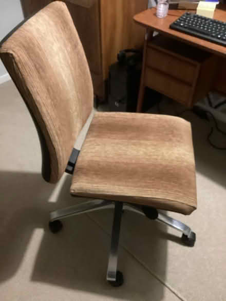 Photo of free Office chair (Waterlooville PO8) #4