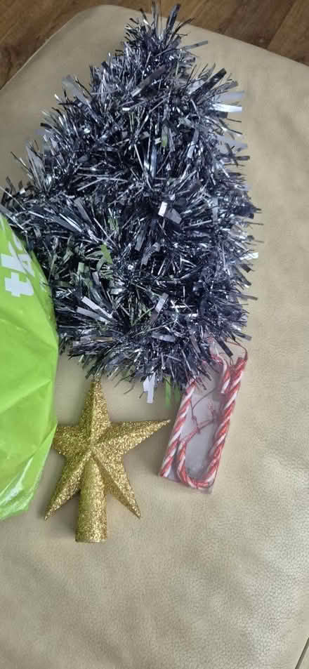 Photo of free Christmas Decorations (GL51) #2