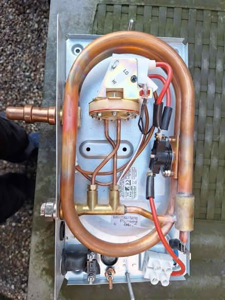 Photo of free 9.5 kw instant water heater (Hibaldstow) #2