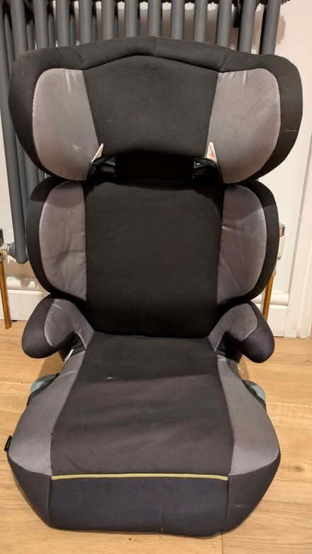 Photo of free Child's group 2 & 3 car seat. 15-36kg. (Grenoside S35) #1