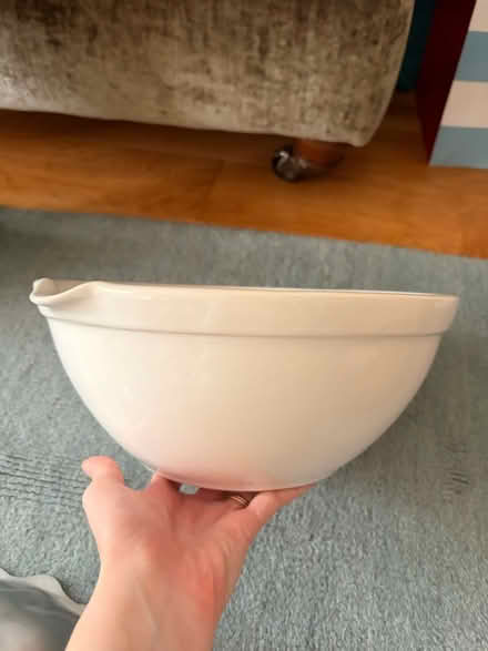 Photo of free Baking tin and bowl (Kew) #3