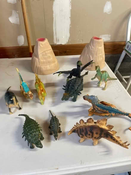 Photo of free Bag of dinosaurs (Ponderosa park neighborhood) #1