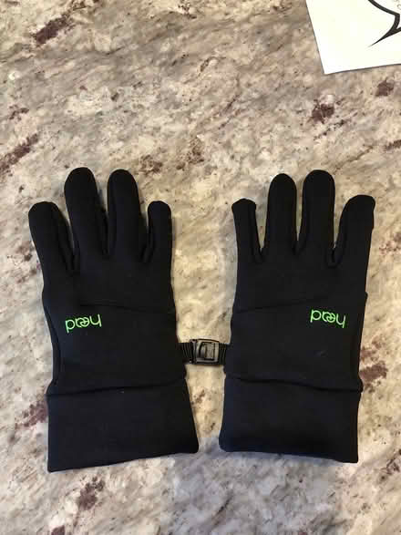 Photo of free Kids gloves (New Market) #1