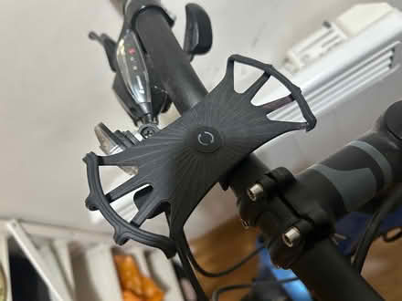 Photo of free Women’s Carrera hybrid bike (SG7) #3