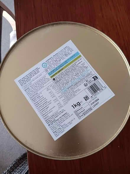 Photo of free Large tin (Chipping Ongar CM5) #4