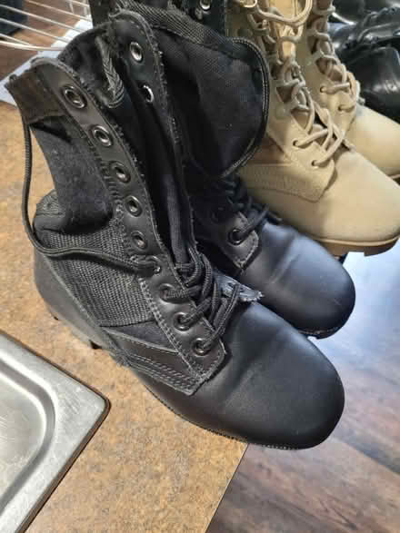 Photo of free Shoes (Channel view) #1