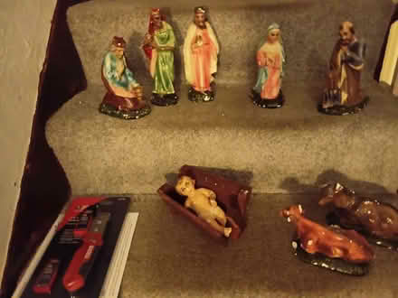 Photo of free Artesania Secchi ceramic creche scene to repair (Dalston E8) #2