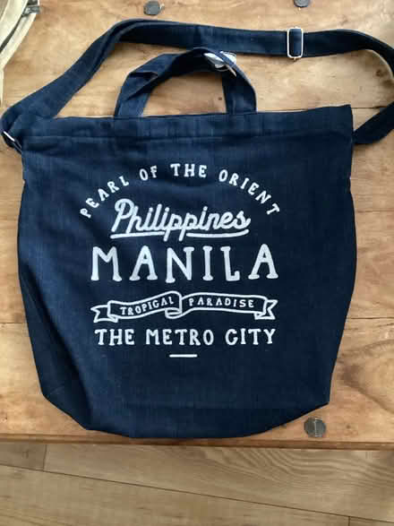 Photo of free Bag (Borehamwood WD6) #1