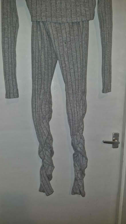 Photo of free 2 piece (Lambeth SW8) #2