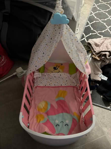Photo of free Dolly baby bed (Welland WR13) #1