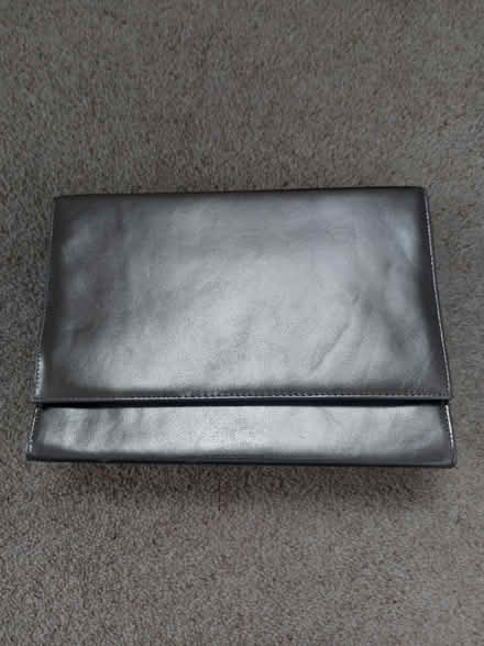 Photo of free Handbag (Cheam SM2) #1