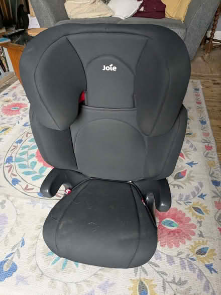 Photo of free Joie car seat hardly used (15-36 kg) great condition. (Lewisham SE13) #1
