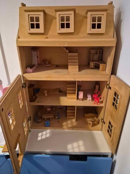 Photo of free Wooden dolls house (Langford) #2