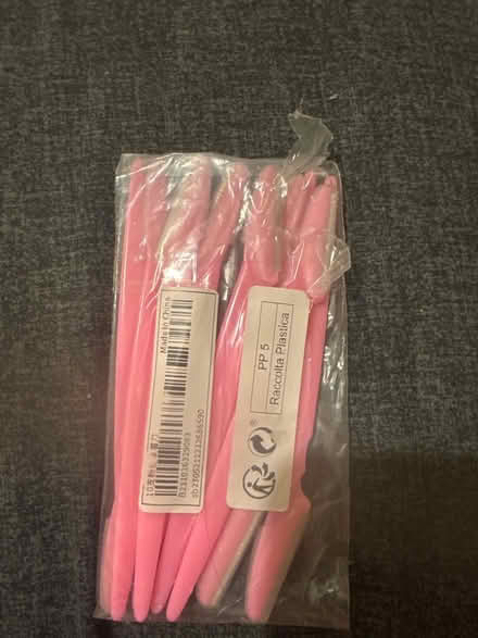 Photo of free Beauty razors (West drayton UB7) #1