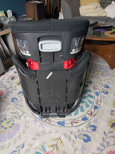 Photo of free Joie car seat hardly used (15-36 kg) great condition. (Lewisham SE13) #3