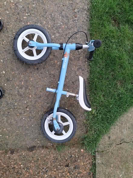 Photo of free Childs balance bike (New addington) #1
