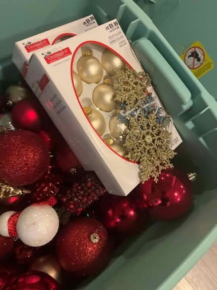 Photo of free Tote full of mostly red ornaments (60015) #3