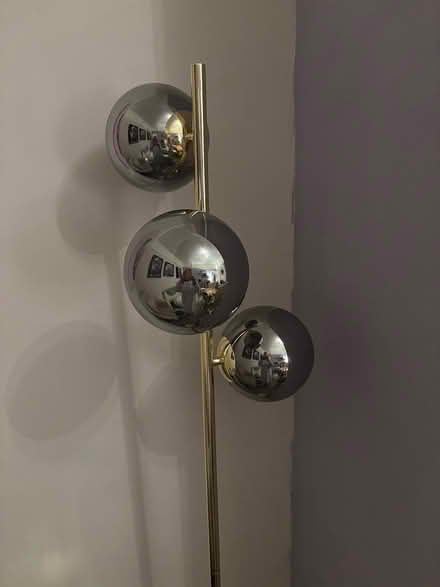 Photo of free Floor lamp (Hyde, SK14) #1