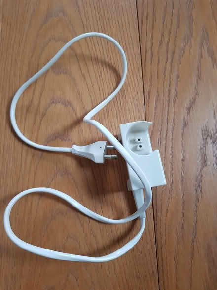 Photo of free Braun toothbrush charger (Carleton FY6) #1