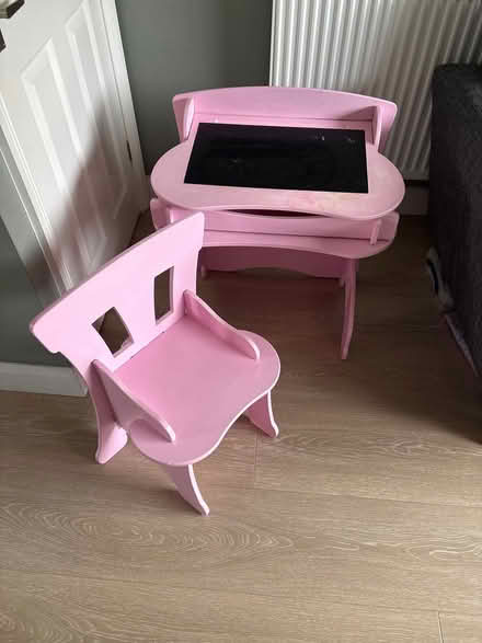 Photo of free Wooden pink kids desk (Hoddesdon EN11) #1