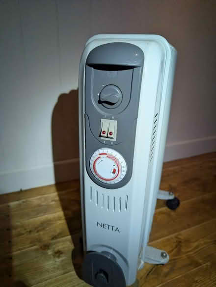 Photo of free Oil filled radiator (HD8 Kirkburton) #2